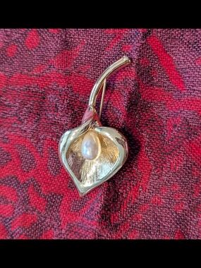 Gold-Tone Calla Lily Brooch with Pearl Accent - Women Jewelry